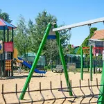 Prázdninový dům Lovely In Nowe Warpno
