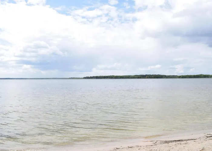 Дом отдыха Lovely In Нове-Варпно